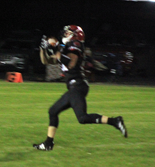 Matt Wemhoff makes a catch deep down the field for what became a 72 yard touchdown.